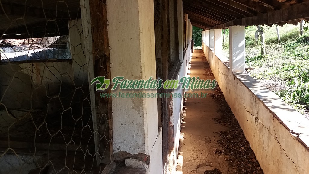 Fazenda 20 km do asfalto 